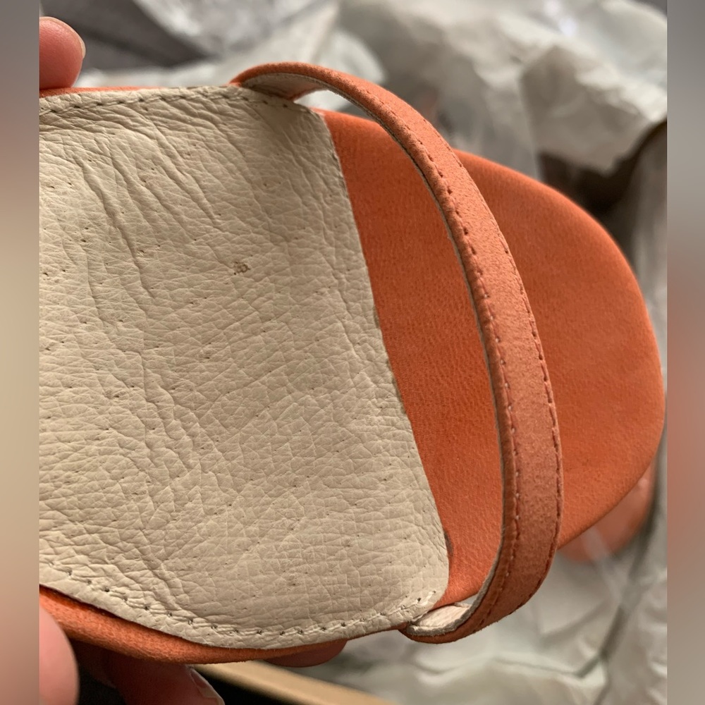 Sanctuary beautiful coral wedge heels 2” hight gently use size 8M - Picture 4 of 9